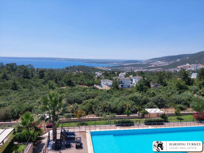 Image No.56-3 Bed Duplex for sale