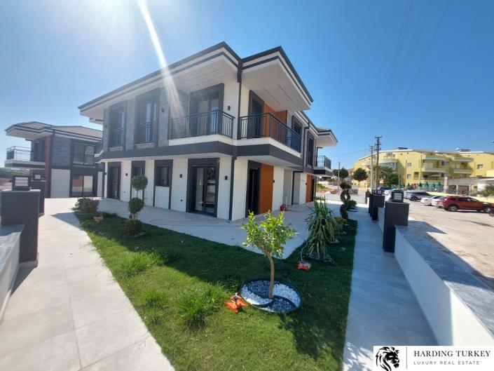 Image No.11-3 Bed Semi-Detached for sale