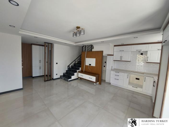 Image No.23-3 Bed Semi-Detached for sale