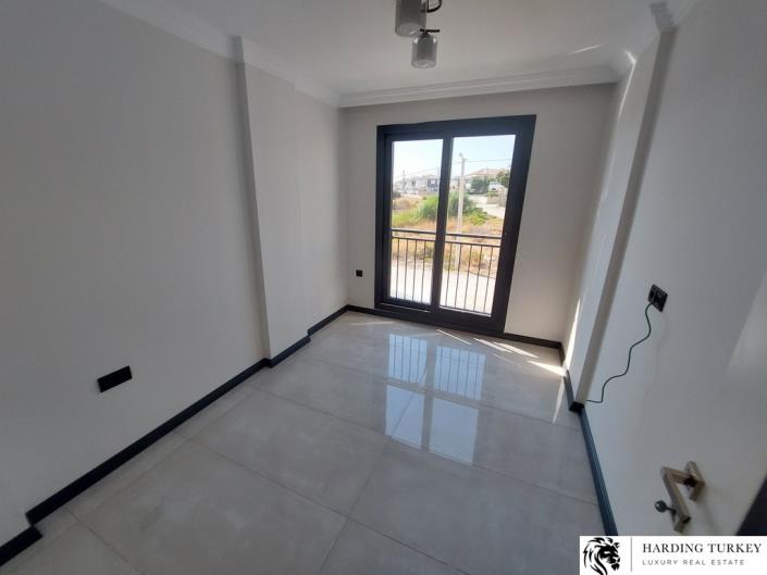 Image No.25-3 Bed Semi-Detached for sale