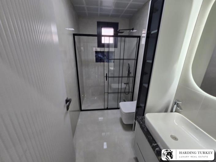 Image No.13-4 Bed Villa / Detached for sale