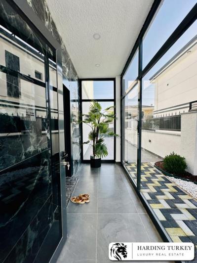 Image No.36-4 Bed Villa / Detached for sale