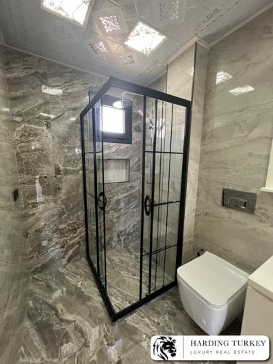 Image No.6-5 Bed Villa / Detached for sale