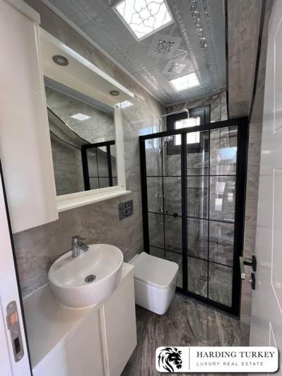 Image No.14-5 Bed Villa / Detached for sale