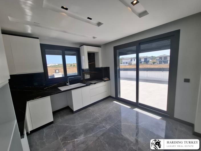 Image No.13-3 Bed Villa / Detached for sale