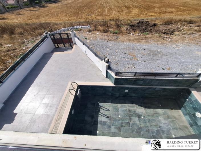 Image No.23-3 Bed Villa / Detached for sale