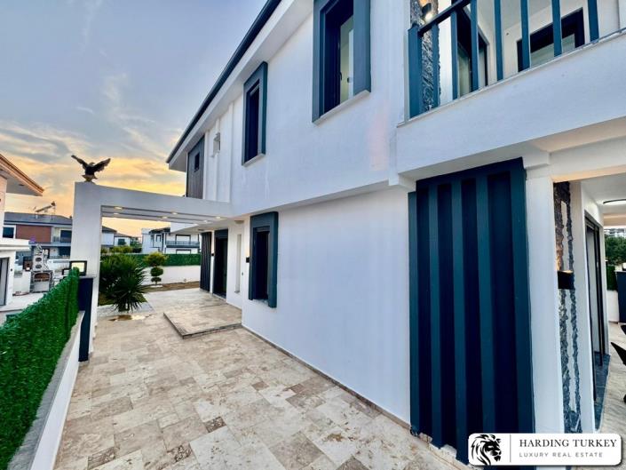 Image No.2-3 Bed Villa / Detached for sale