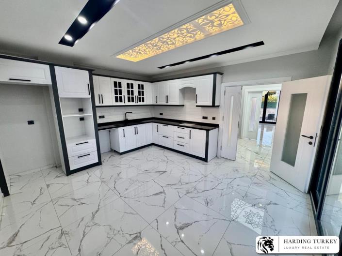 Image No.18-3 Bed Villa / Detached for sale