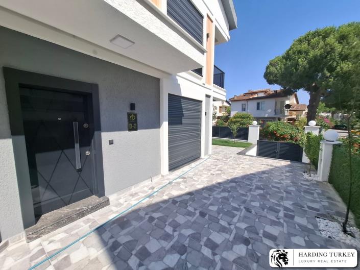 Image No.9-3 Bed Semi-Detached for sale