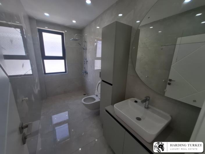 Image No.19-3 Bed Semi-Detached for sale