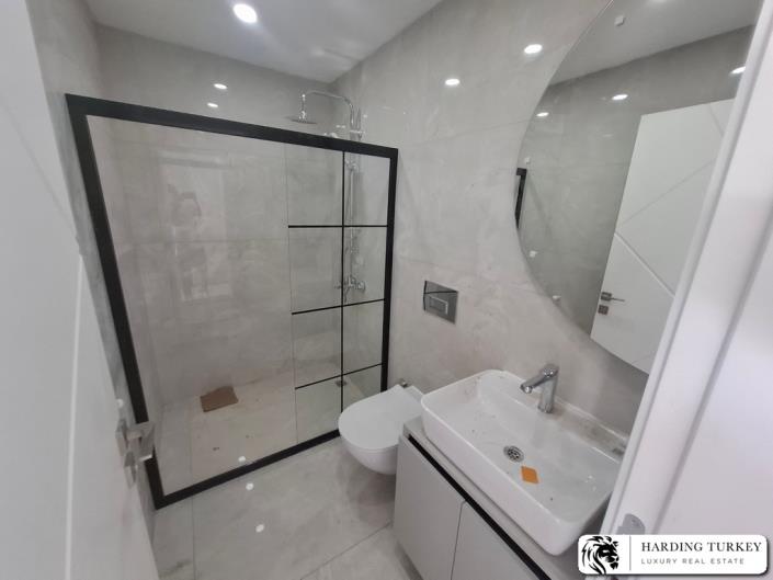 Image No.22-3 Bed Semi-Detached for sale