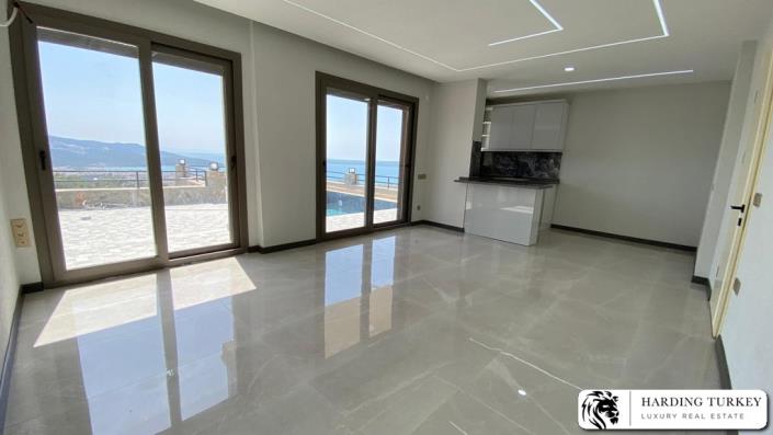 Image No.6-3 Bed Villa / Detached for sale