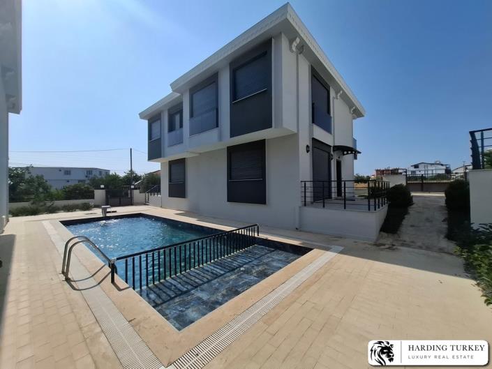 Image No.3-3 Bed Semi-Detached for sale