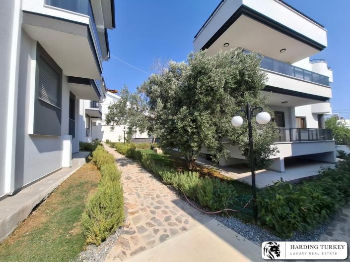 Image No.7-3 Bed Semi-Detached for sale