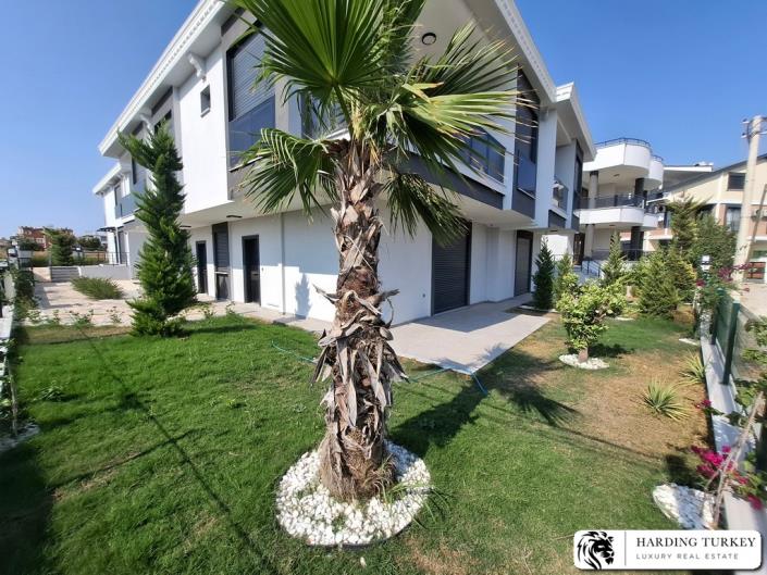 Image No.9-3 Bed Semi-Detached for sale