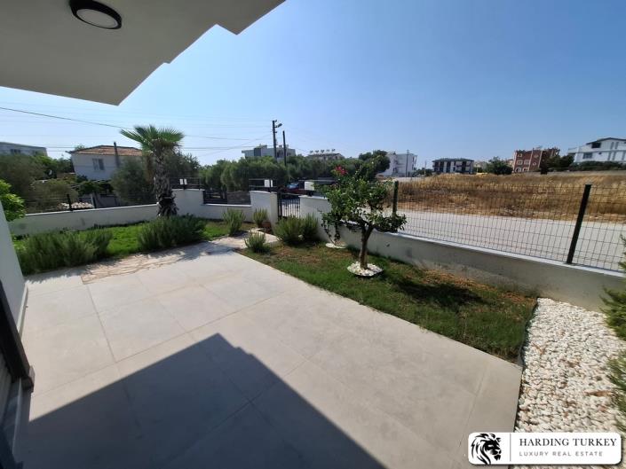 Image No.13-3 Bed Semi-Detached for sale