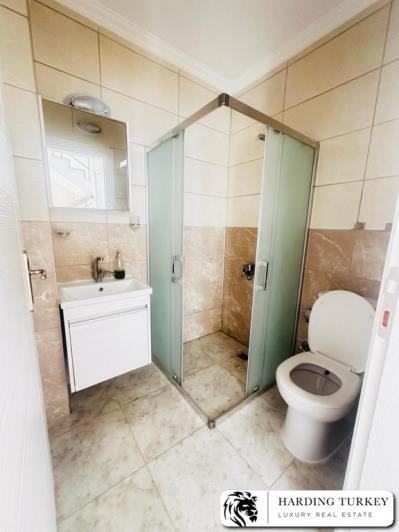 Image No.11-4 Bed Semi-Detached for sale