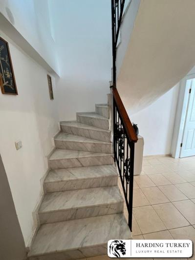 Image No.7-3 Bed Duplex for sale