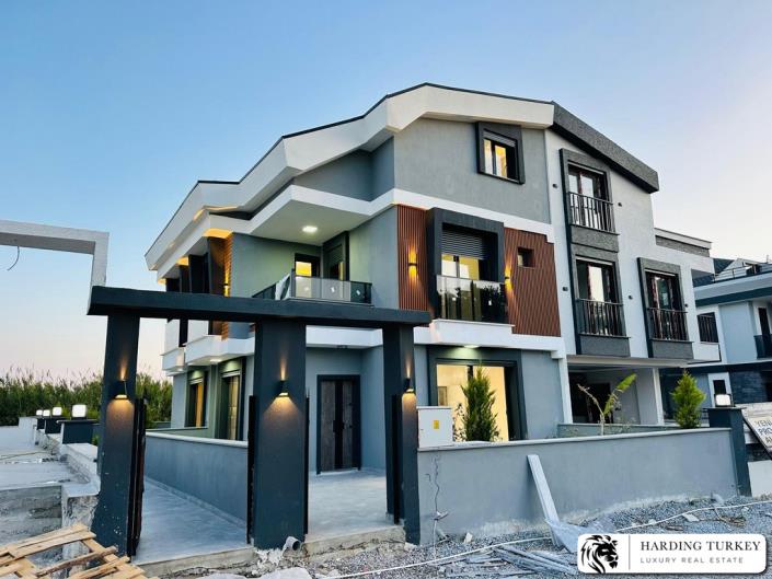 Image No.2-3 Bed Semi-Detached for sale