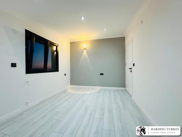 Image No.50-3 Bed Semi-Detached for sale