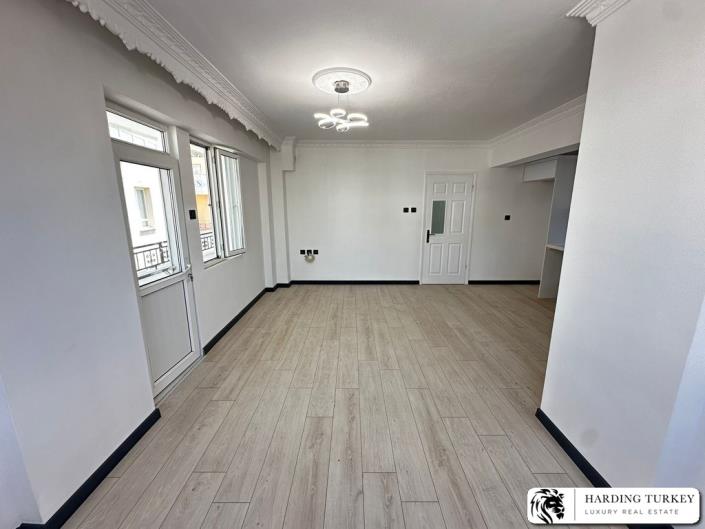 Image No.17-2 Bed Apartment for sale