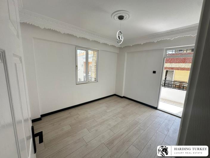 Image No.18-2 Bed Apartment for sale