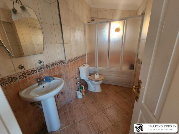 Image No.31-4 Bed Villa / Detached for sale