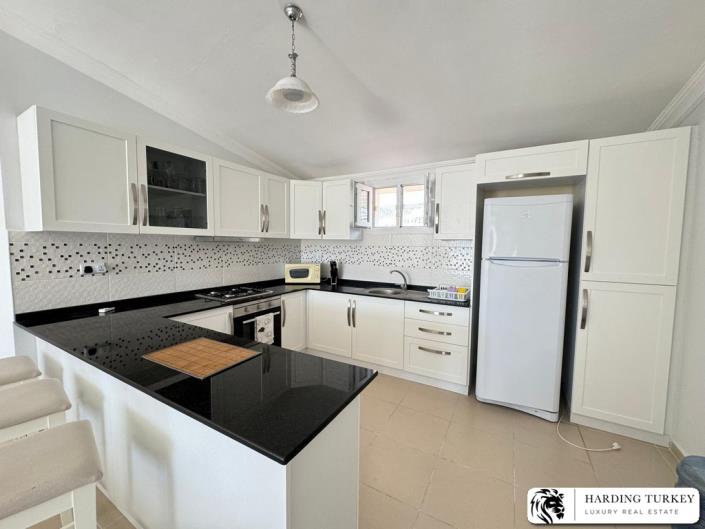 Image No.10-3 Bed Duplex for sale