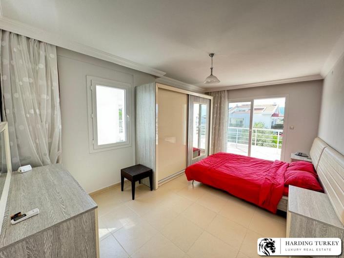 Image No.19-3 Bed Duplex for sale