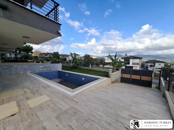 Image No.7-3 Bed Semi-Detached for sale