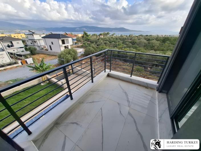 Image No.25-3 Bed Semi-Detached for sale