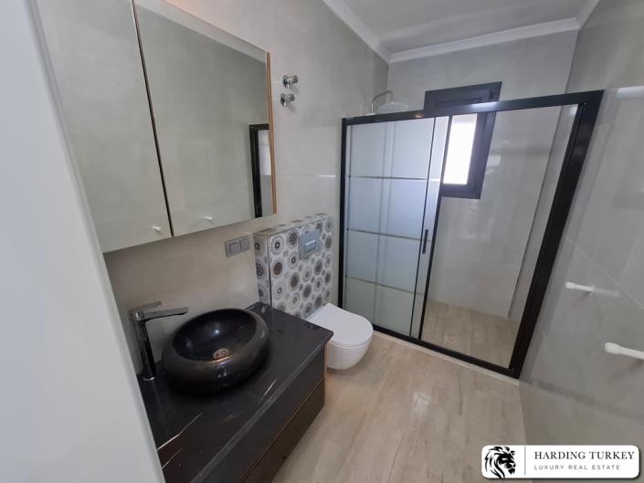 Image No.31-3 Bed Semi-Detached for sale