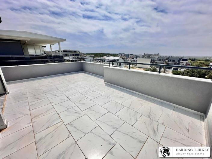 Image No.16-3 Bed Semi-Detached for sale