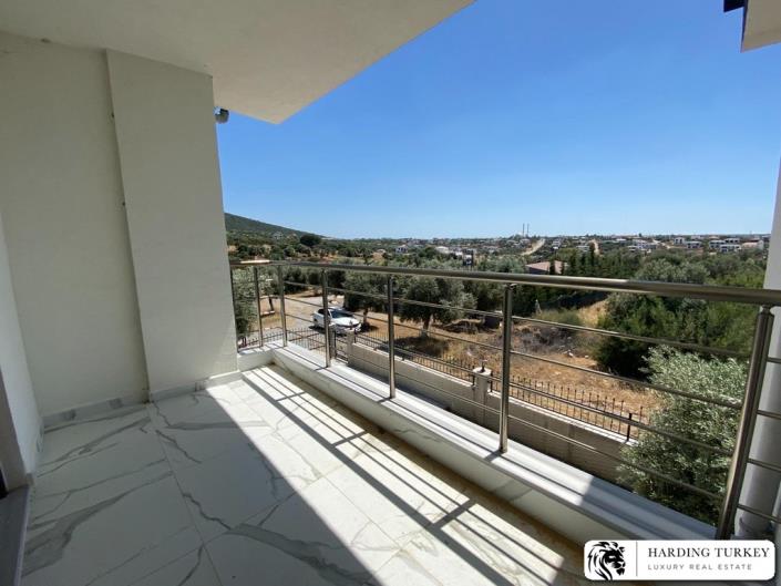 Image No.13-4 Bed Villa / Detached for sale