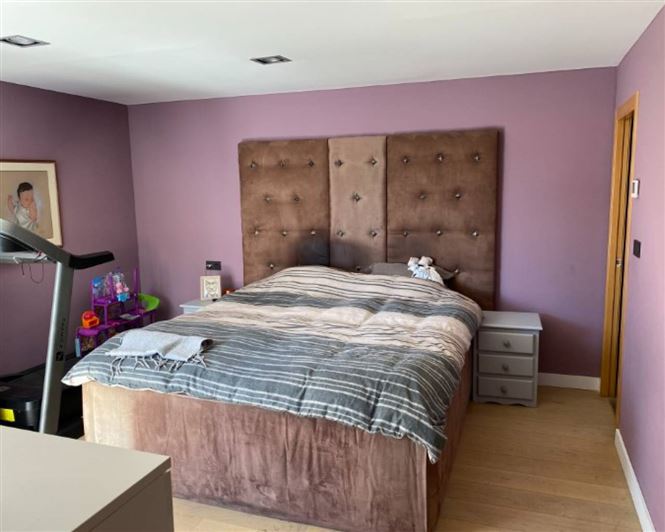 Image No.27-3 Bed Villa for sale