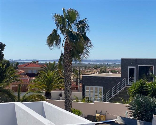 Image No.3-3 Bed Villa for sale