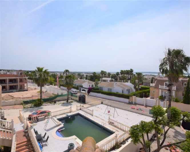 Image No.33-5 Bed Villa for sale