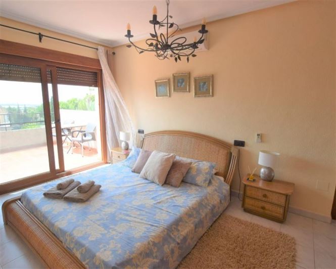 Image No.36-5 Bed Villa for sale