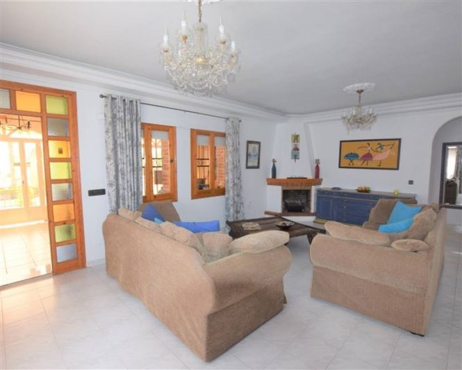 Image No.7-5 Bed Villa for sale