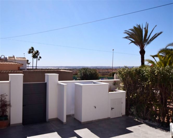 Image No.14-3 Bed Villa for sale