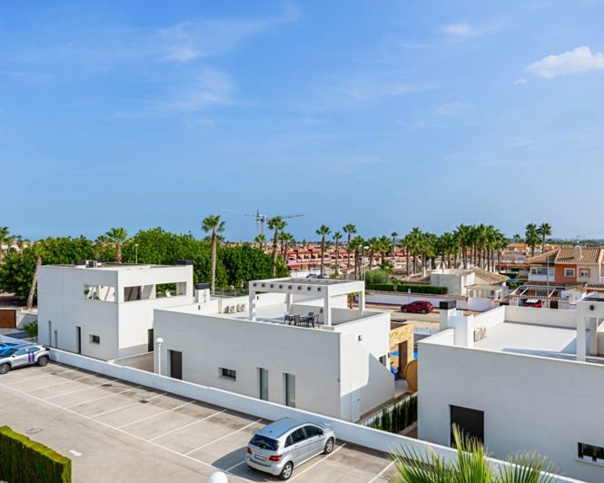 Image No.28-3 Bed Apartment for sale