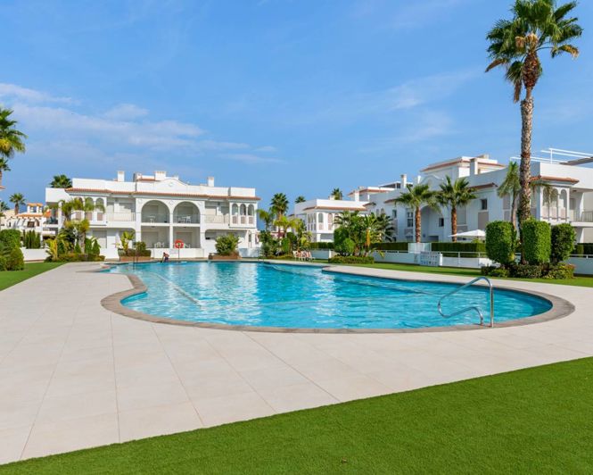 Image No.31-3 Bed Apartment for sale