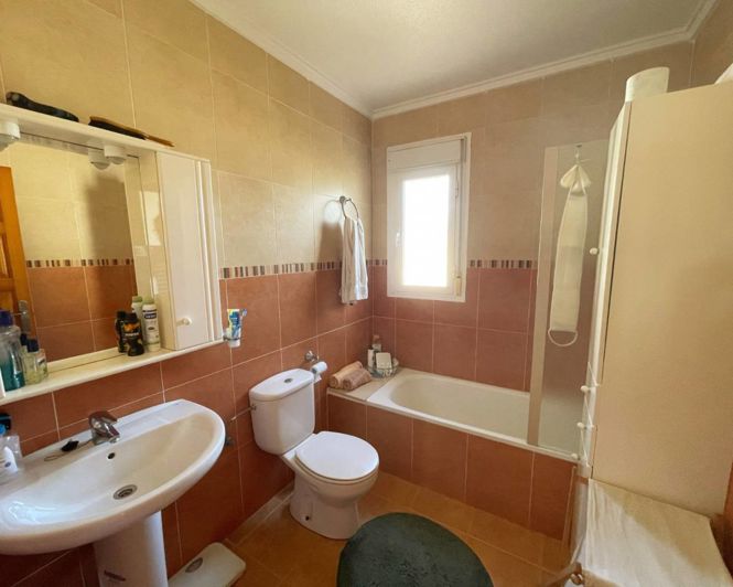 Image No.18-5 Bed Villa for sale