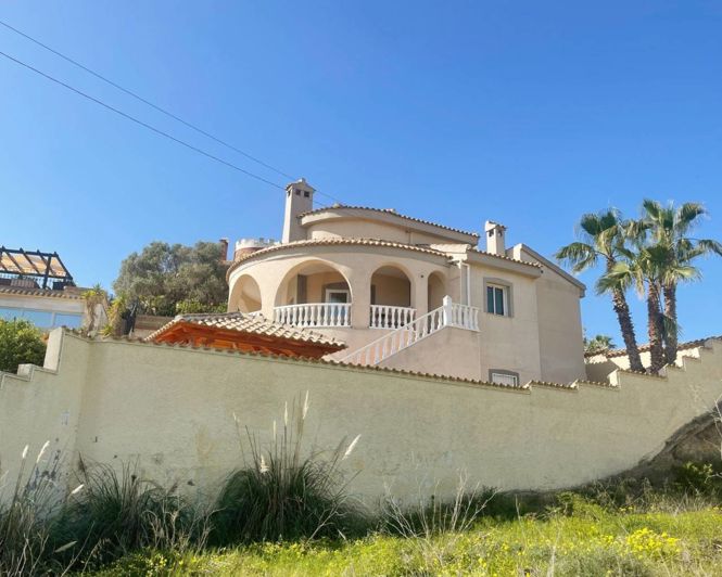 Image No.45-5 Bed Villa for sale