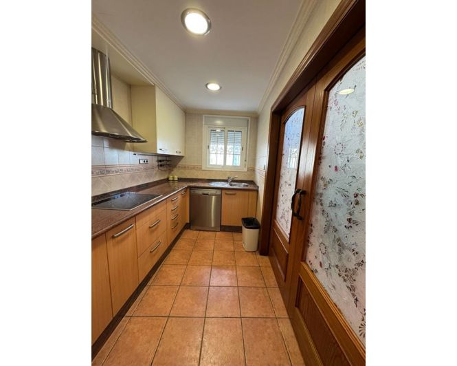 Image No.10-1 Bed Townhouse for sale