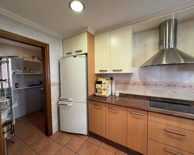 Image No.12-1 Bed Townhouse for sale