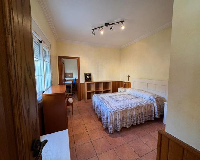 Image No.19-1 Bed Townhouse for sale