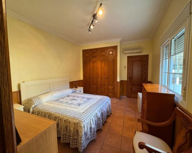 Image No.21-1 Bed Townhouse for sale