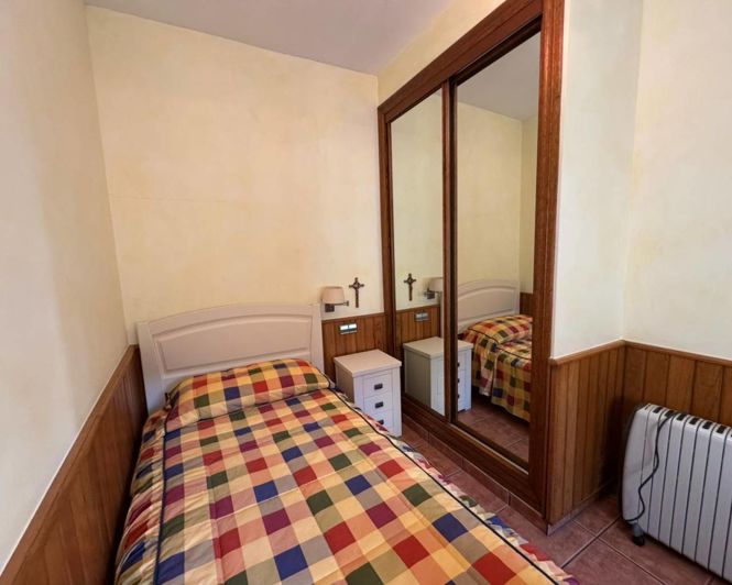 Image No.23-1 Bed Townhouse for sale