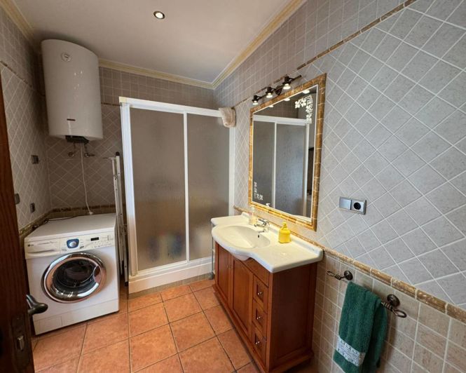 Image No.24-1 Bed Townhouse for sale